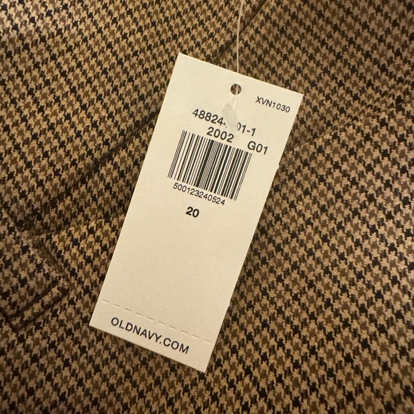 Old Navy Pixie pants Size 20 Regular.  NWT ordered online and needed Short. - Picture 2 of 4